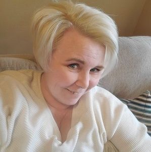 Meet your Posher, Troya diane